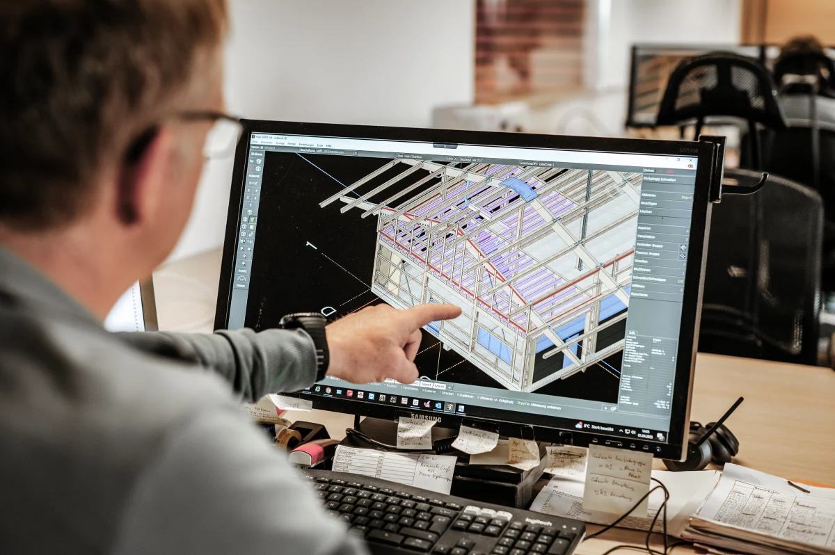 Binz Holzbau Leistungen Planung Bauplan in 3D Monitor mit Model 1200