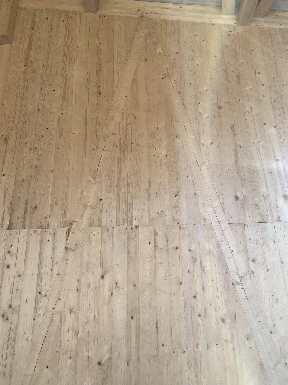 Binz Holzbau Referenzen Lindacher Neresheim Hohenlohe Impressionen Holzverarbeitung BINZ Massivwnad 1200