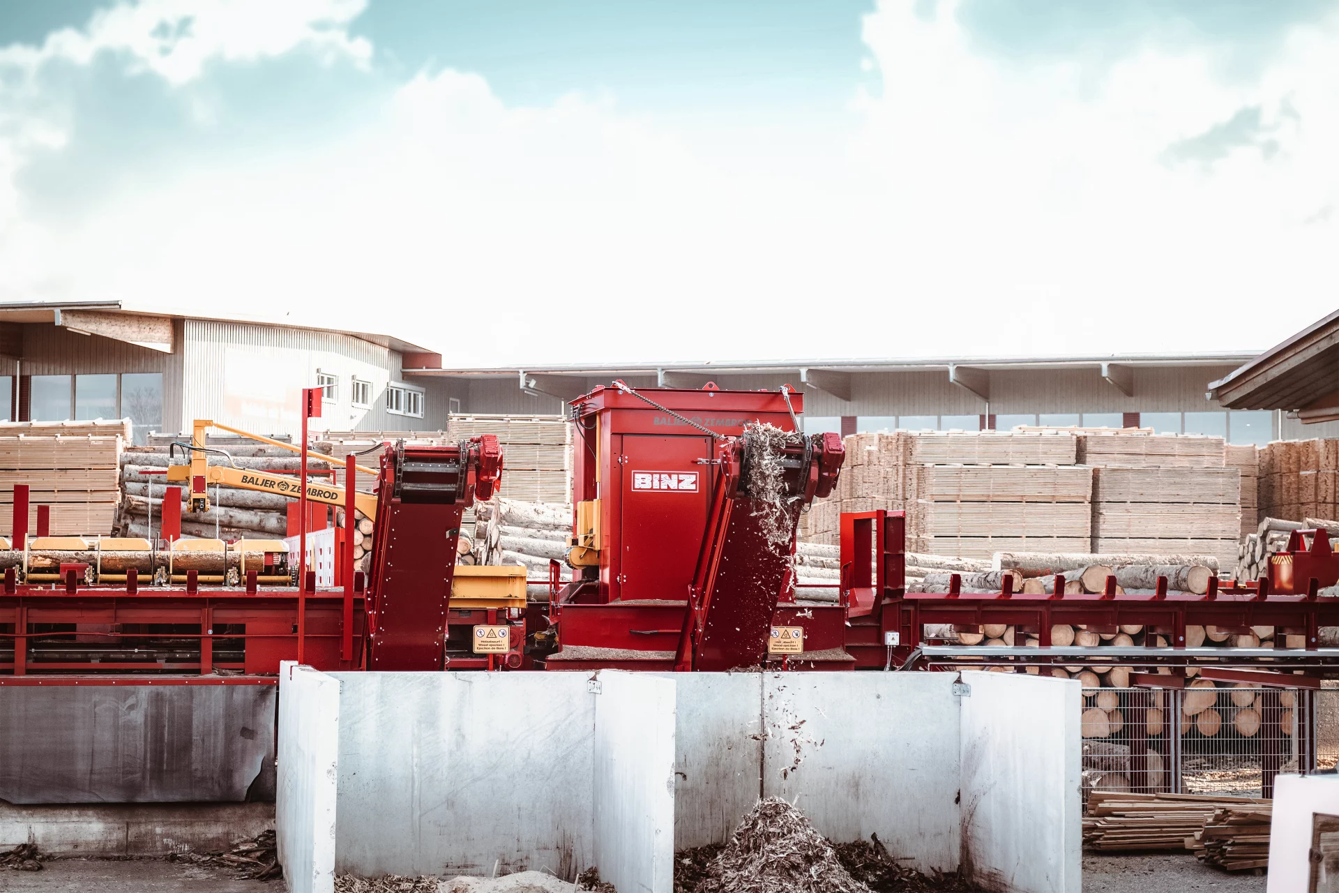 Binz Holzbau Fertigung Impressionen Saegewerk Aussenansicht